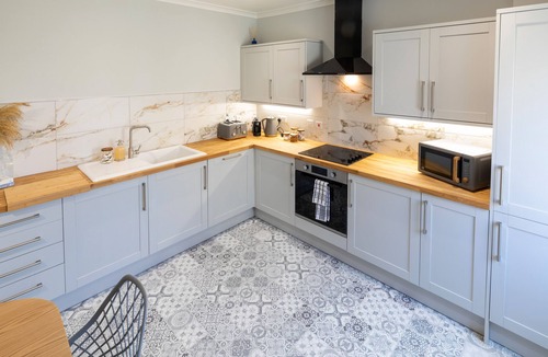 Portswood Apartment | The Highfield- Gorgeous two bed with free parking