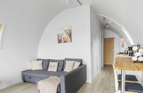 Hertford House | The Highland Camping Pod by Interhome
