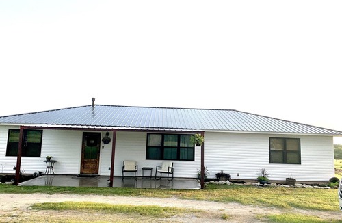 Sulphur House | The Highland Hideout- 2 Bed/2 Bath/Sleeps 5/Firepit