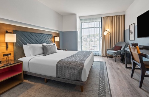 Radford Hotel | The Highlander at Radford, Tapestry Collection by Hilton