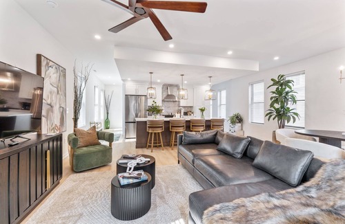 Downtown Columbus House | The Highline - Downtown Rooftop Escape