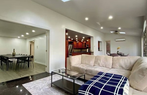 Adjala-Tosorontio House | The Highway Haus