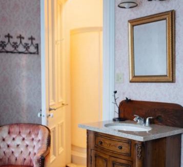 Wilkes-Barre Villa | The Hillard - A Private Historic Estate 1865