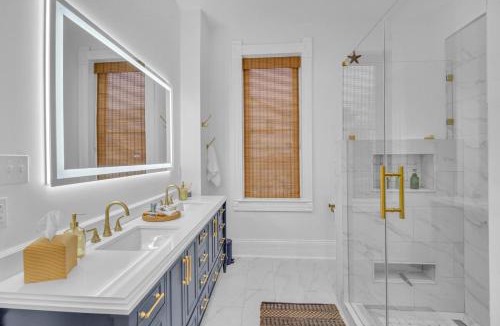 Southtown Villa | The Historic A Briam House