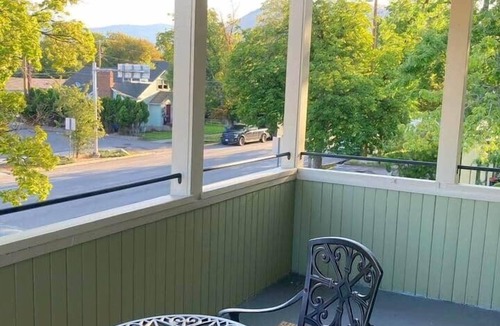 University District House | The Historic Beacom Residence