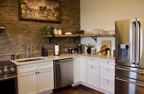 Wheeling Apartment | The Historic Berry Loft