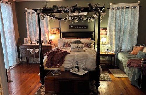 Jefferson Bed & Breakfast | The Historic Captain's Castle Inn