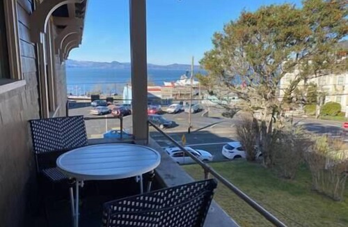 Astoria Apartment | The Historic Downtown Astoria Flats