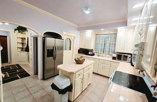 San Juan House | The Historic Hidden Gem Private Pool on 1.5 ac, gated, sleeps 16. Events allowed