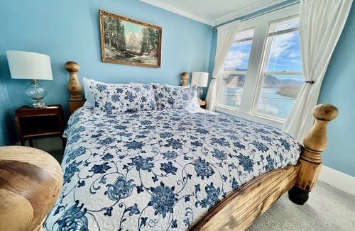 Requa Hotel | The Historic Requa Inn