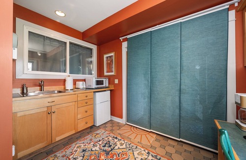 West Central Apartment | The Historic River Lodge - Your Private Riverfront Suite