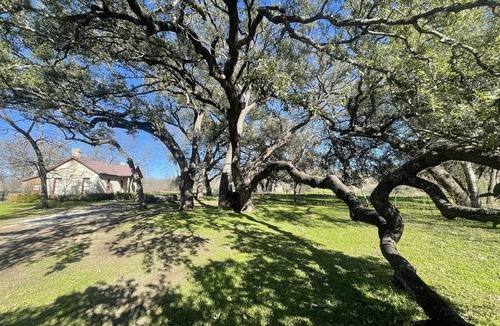 Hico House | The Historic Rock House
