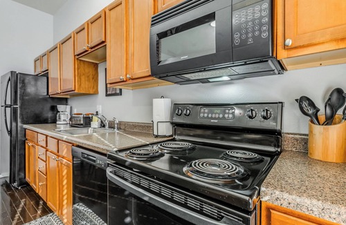Bartlesville Apartment | The Historic Urban Retreat/Downtown with View!