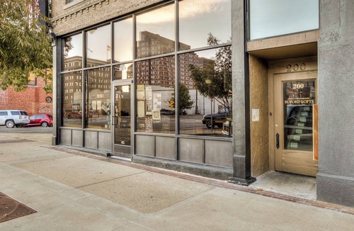 Bartlesville Apartment | The Historic Urban Retreat/Downtown with View!