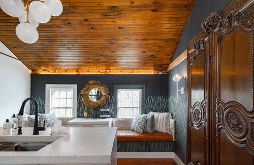 Pine Bush House | The Historic, White Farmhouse at Bruyn Estate w/ Hot Tub as seen in Domino Mag, Martha Stewart, NYT,