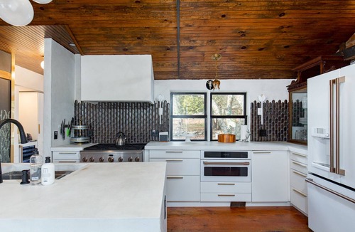 Pine Bush House | The Historic, White Farmhouse at Bruyn Estate w/ Hot Tub as seen in Domino Mag, Martha Stewart, NYT,