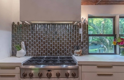 Pine Bush House | The Historic, White Farmhouse at Bruyn Estate w/ Hot Tub as seen in Domino Mag, Martha Stewart, NYT,