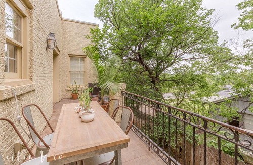 Sayles Blvd. Area House | The Historical- Stunning jewel in the middle of the city!