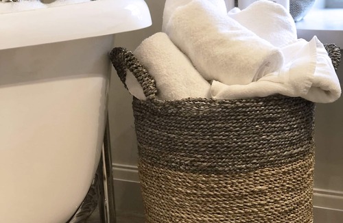 Hawkshead House | The Hive at Poppi Red