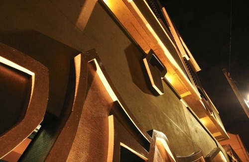 Carlton Apartment | The Hive Graffiti Apartments