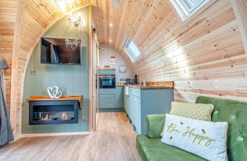 Derbyshire House | The Hive - Uk45565