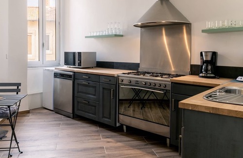 Beziers City Centre Apartment | The Hobson's flat, the heart of Béziers