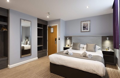 Seale Hotel | The Hog's Back Hotel & Spa Farnham