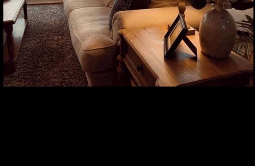 Monbulk Cottage | The Hollies