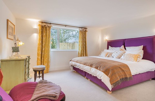 Brampton Cottage | THE HOLLIES