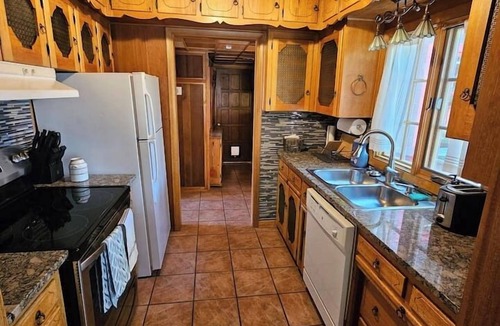 Laramie House | The Hollo House