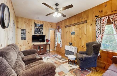 Jefferson House | The Hollow