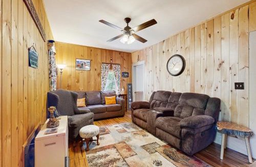 Jefferson House | The Hollow