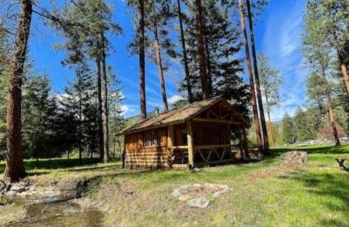 Missoula Cabin | The Holmestead - Dry Cabin