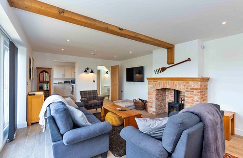 Thurlby Ski Chalet | The Holt