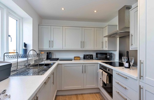 Thurlby Ski Chalet | The Holt