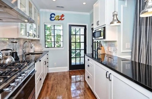 Myers Park Condo | The Home Collection: Boutique Myers Park 2BR Residence · Free Parking · Near Freedom Park