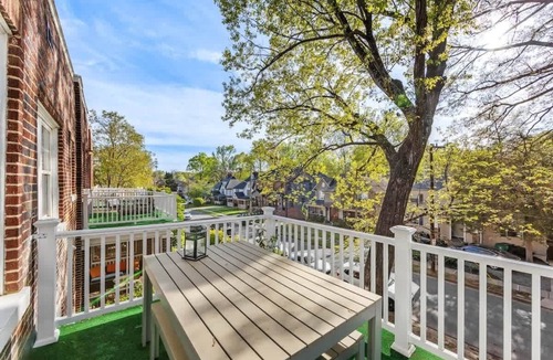 Dilworth Condo | The Home Collection: Pet-Friendly King Suite w/Balcony near South End & Atrium