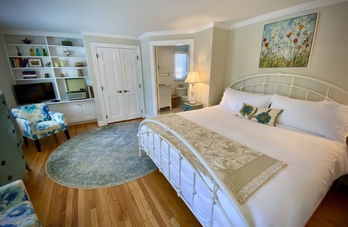 Madison Center Bed & Breakfast | The Homestead