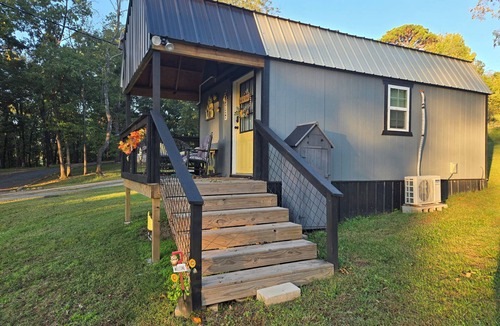 Marshall House | The Honey House, a cozy retreat for one or two