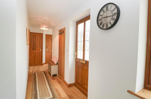 Tidenham House | The Honey Pot