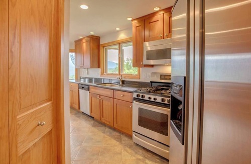 Easton House | The Honey Pot | Incredible Views