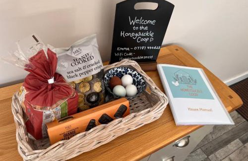 Castle Bytham Apartment | The Honeysuckle Coop