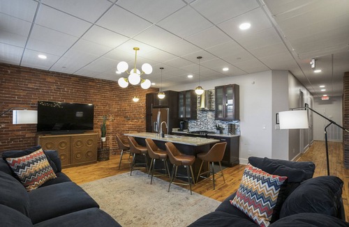 Downtown Nashville Condo | The Honky Tonk - 2 Blocks to Broadway
