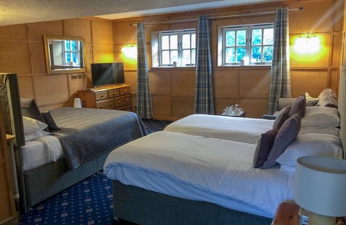 Bideford Hotel | The Hoops Inn