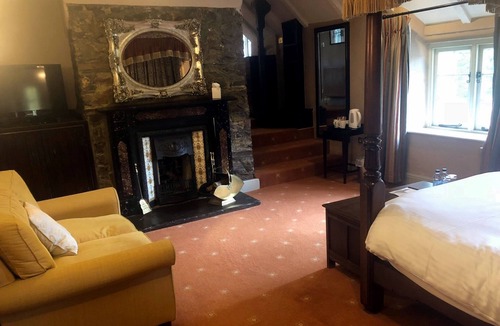 Bideford Hotel | The Hoops Inn