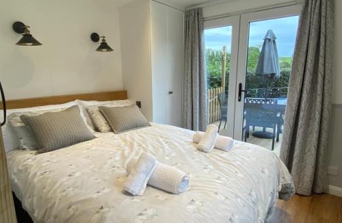 Abbess Roding House | The Hoppers' Halt