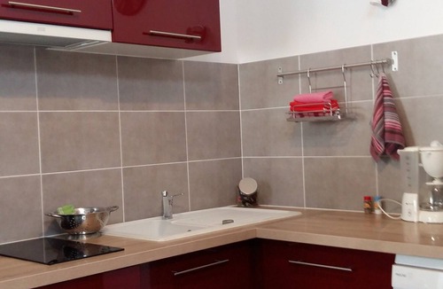 Saujon Apartment | The Host next door