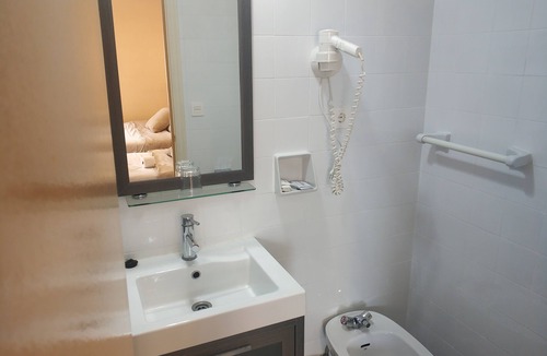 Villafria Hostel | The Hostal Iruñako