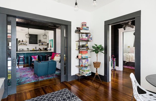 Government Hill House | The Hot Tamale — 2 King Beds, Modern Downtown Casa