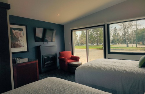 Falcon Lake Hotel | The Hotel at Falcon lake